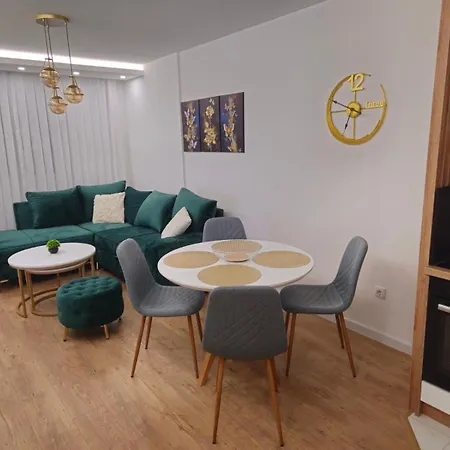 Апартаменты Dora