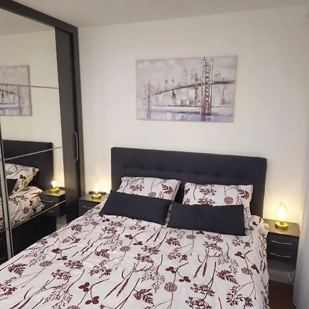 Апартаменты Dora